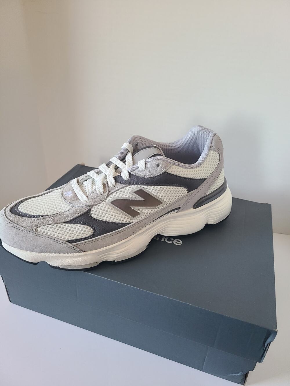 New Balance 603 M60320D Grey Men’s Size 10 D Medium – New in Box.
